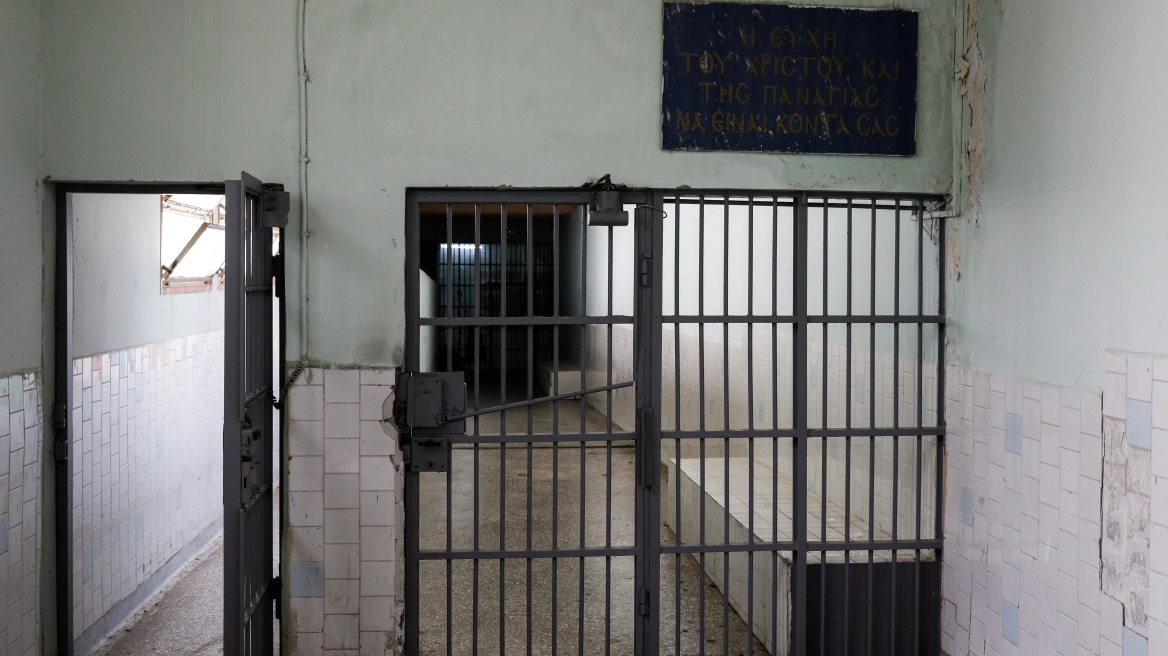 Αθήνα: Στη φυλακή ο 34χρονος δράστης επίθεσης σε υπάλληλο καθαριότητας