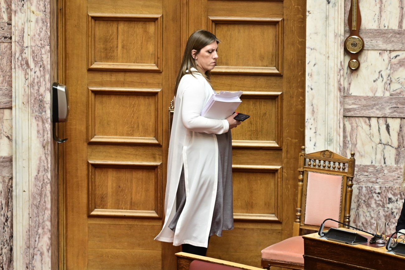 Η υπόθεση του βιαστή με την τυρόπιτα και η υπεράσπισή του από την Κωνσταντοπούλου: Καταγγελίες για νομικά βασανιστήρια από τον Φλωρίδη