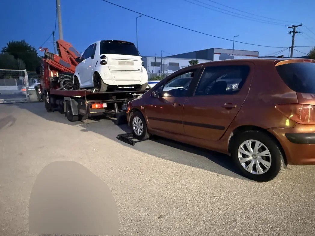 Επιχείρηση της Τροχαίας σε οικισμούς της Δυτικής Αττικής: Δεκάδες παραβάσεις και 12χρονος οδηγός