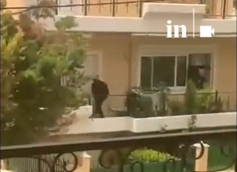 Διαρρήκτες εισβάλουν σε κατοικία στη Νέα Κηφισιά μέρα μεσημέρι – Βίντεο ντοκουμέντο
