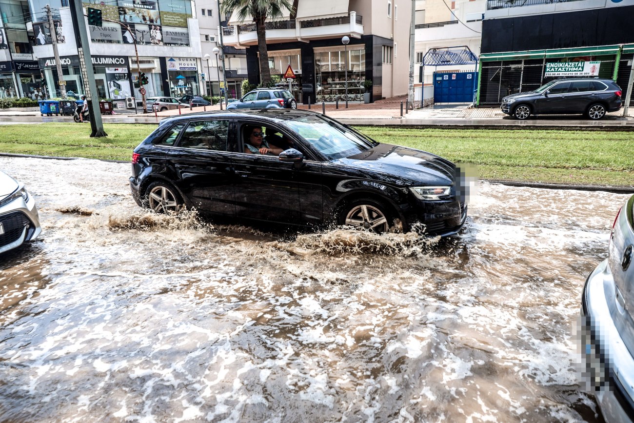 Αναστάτωση προκάλεσε η κακοκαιρία στην Ελλάδα – Πού καταγράφηκαν οι ισχυρότερες βροχοπτώσεις