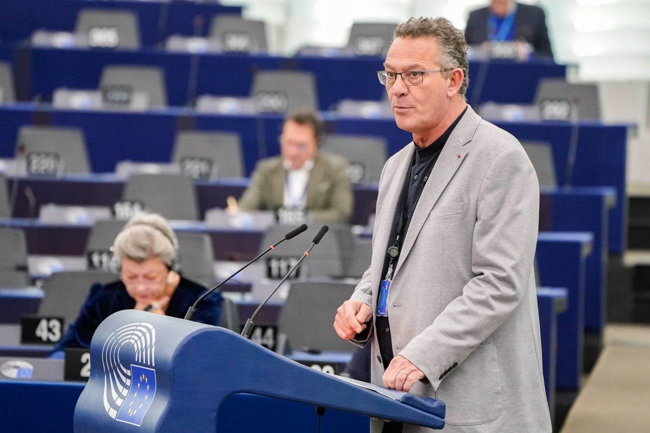 Κώστας Αρβανίτης: Κάλεσμα από τις Βρυξέλλες για την Αριστερά να αναλάβει πρωτοβουλίες υπέρ της ειρήνης