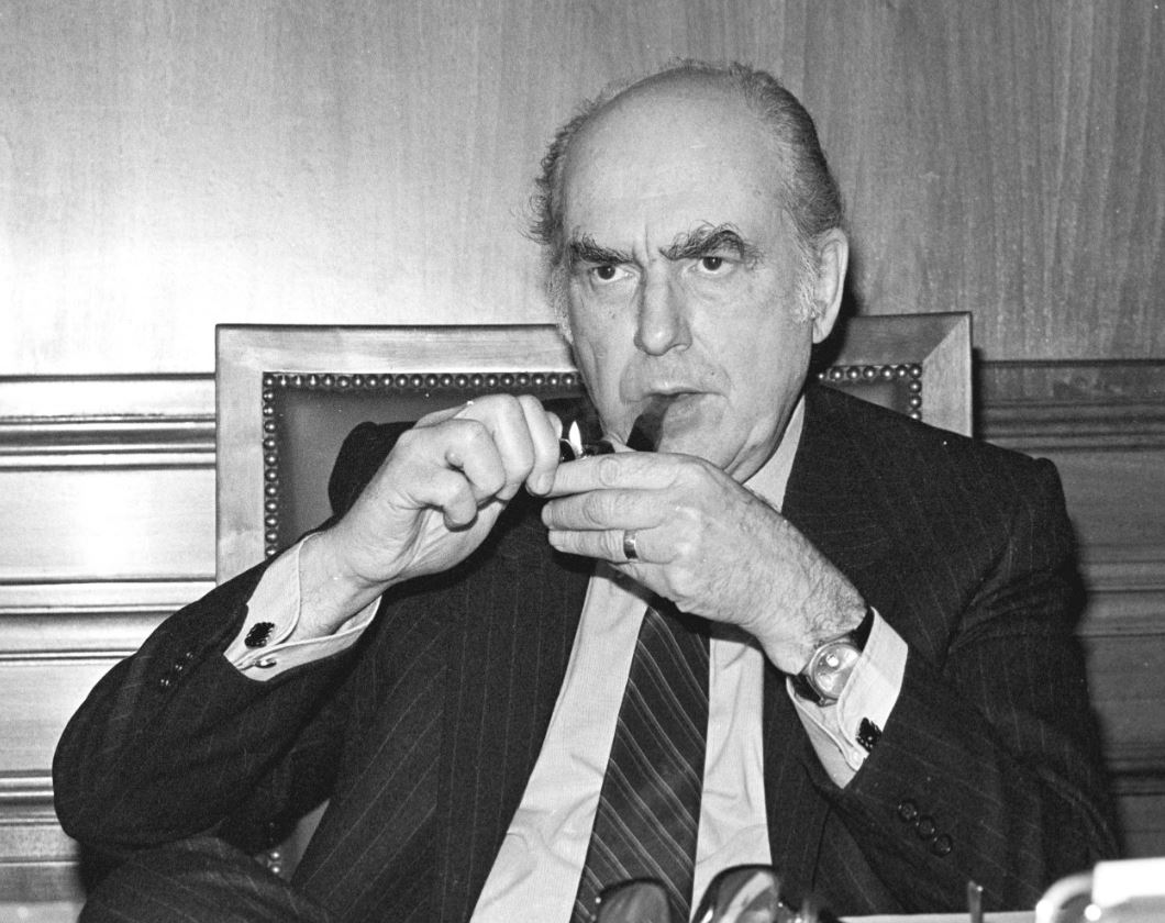 Νίκος Παπανδρέου: Στιγμές μνήμης για τα 29 χρόνια από τον θάνατο του Ανδρέα