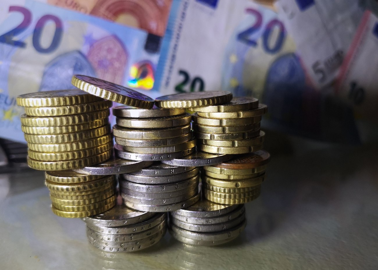 Αύξηση επιτοκίου στο 1,75% για τα εξάμηνα έντοκα, αντλήθηκαν 600 εκατομμύρια ευρώ