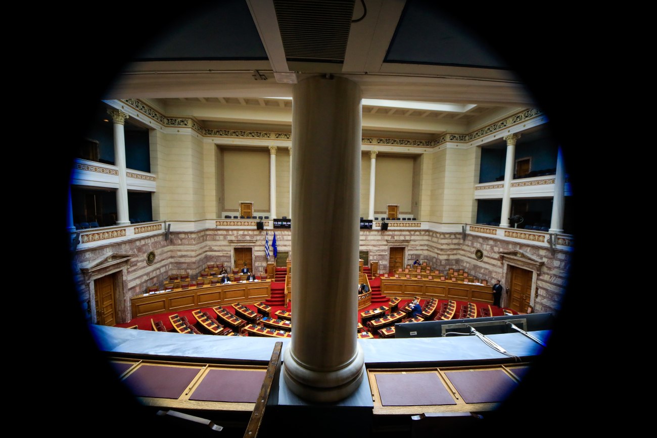 Στη Βουλή η δικογραφία για το σκάνδαλο του ΟΠΕΚΕΠΕ, υπερβαίνει τις 3.000 σελίδες