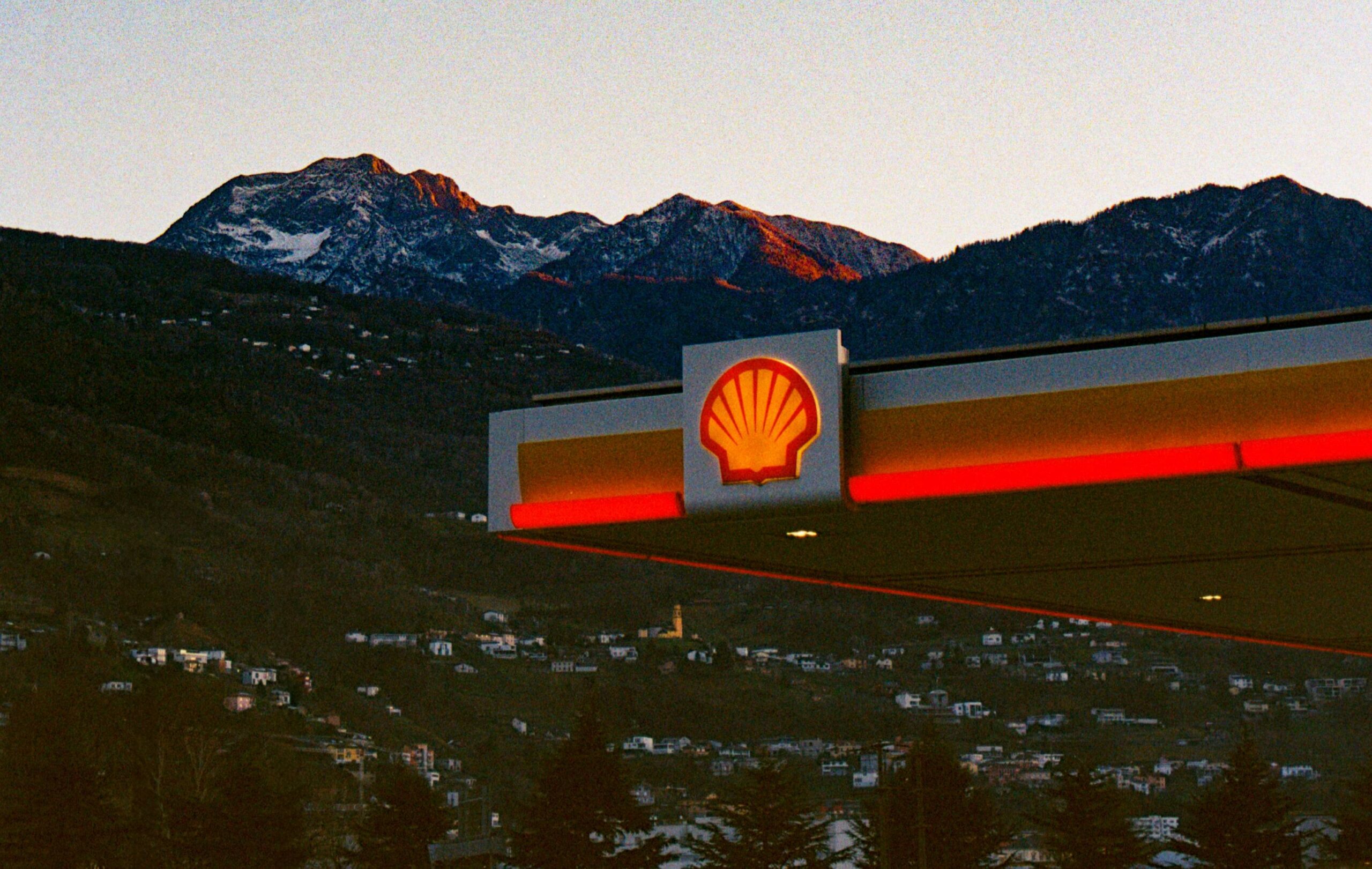 Φήμες περί εξαγοράς της BP από την Shell: Τι σημαίνει για την αγορά ενέργειας