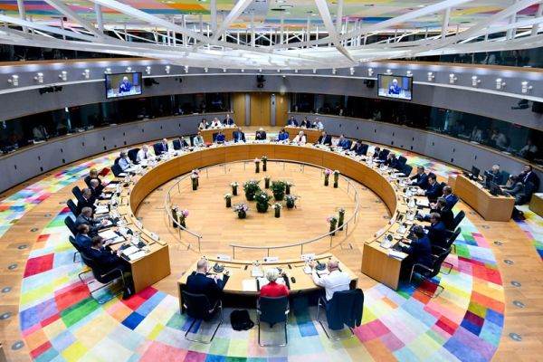 Σύνοδος Κορυφής ΕΕ: Παράταση κυρώσεων κατά της Ρωσίας για έξι μήνες
