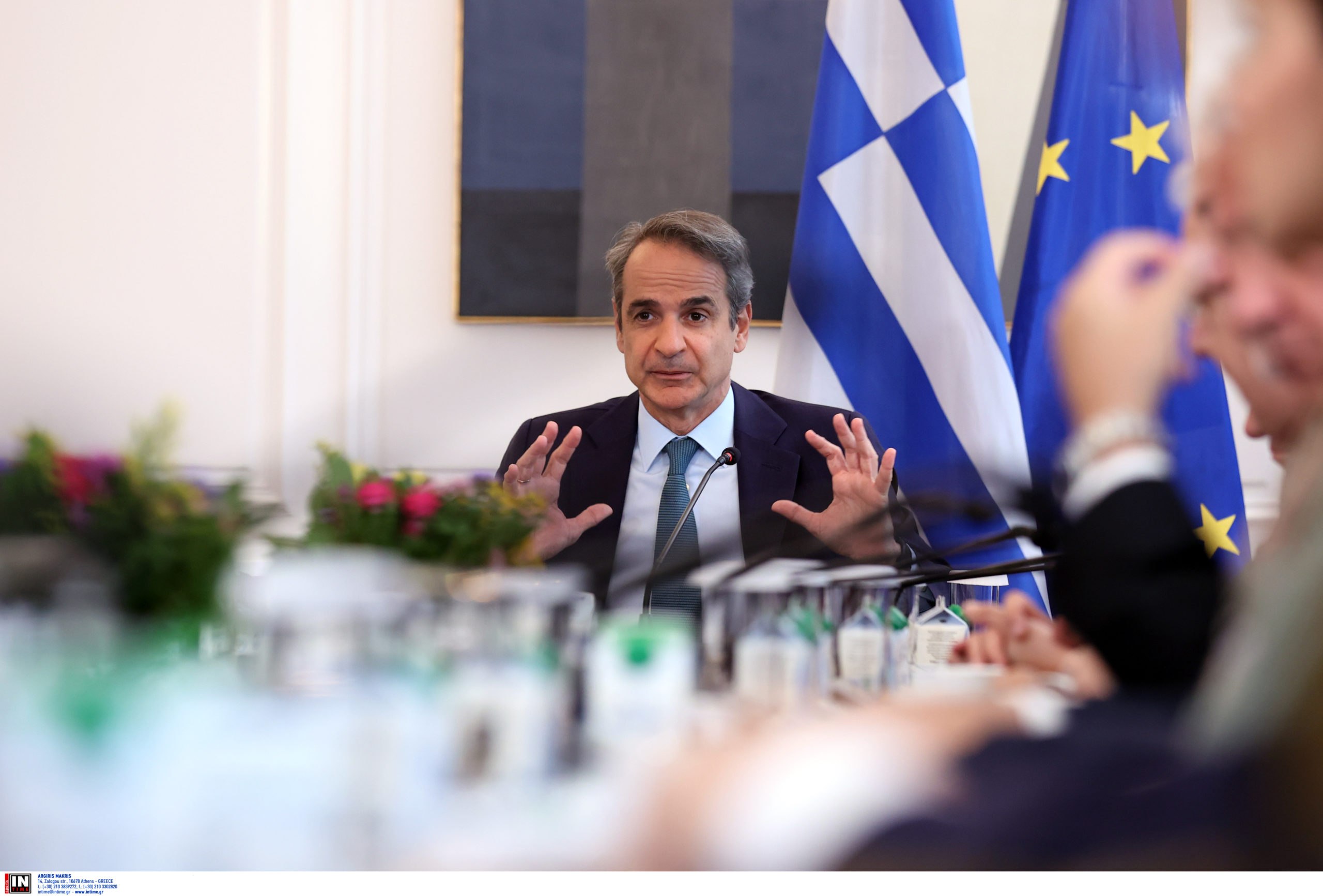Ο πρωθυπουργός, το γαλάζιο σκάνδαλο του ΟΠΕΚΕΠΕ και οι εσωκομματικές αντιπαραθέσεις