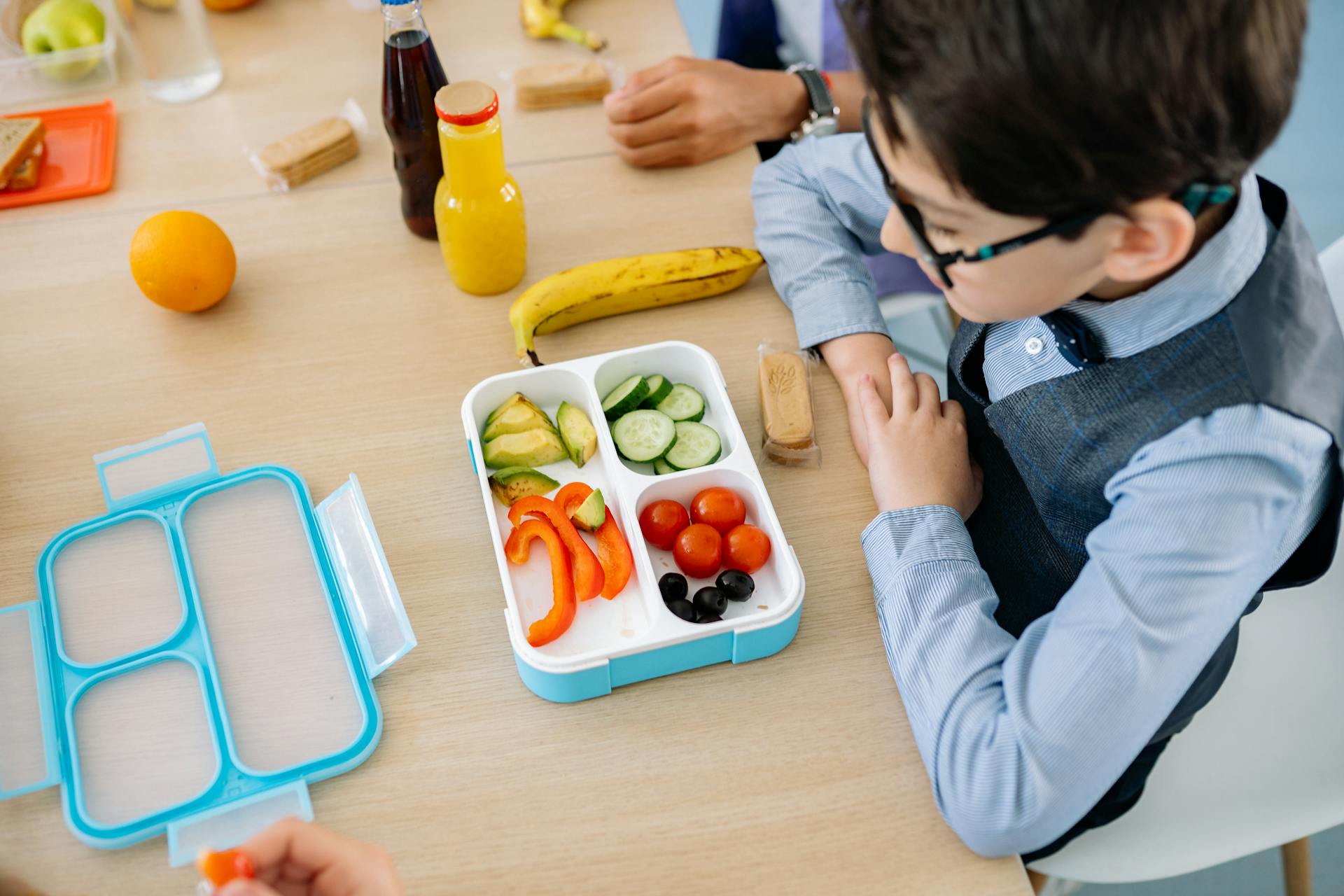 Τι να περιλαμβάνει το σχολικό lunch kit: Ιδέες και συμβουλές για γονείς