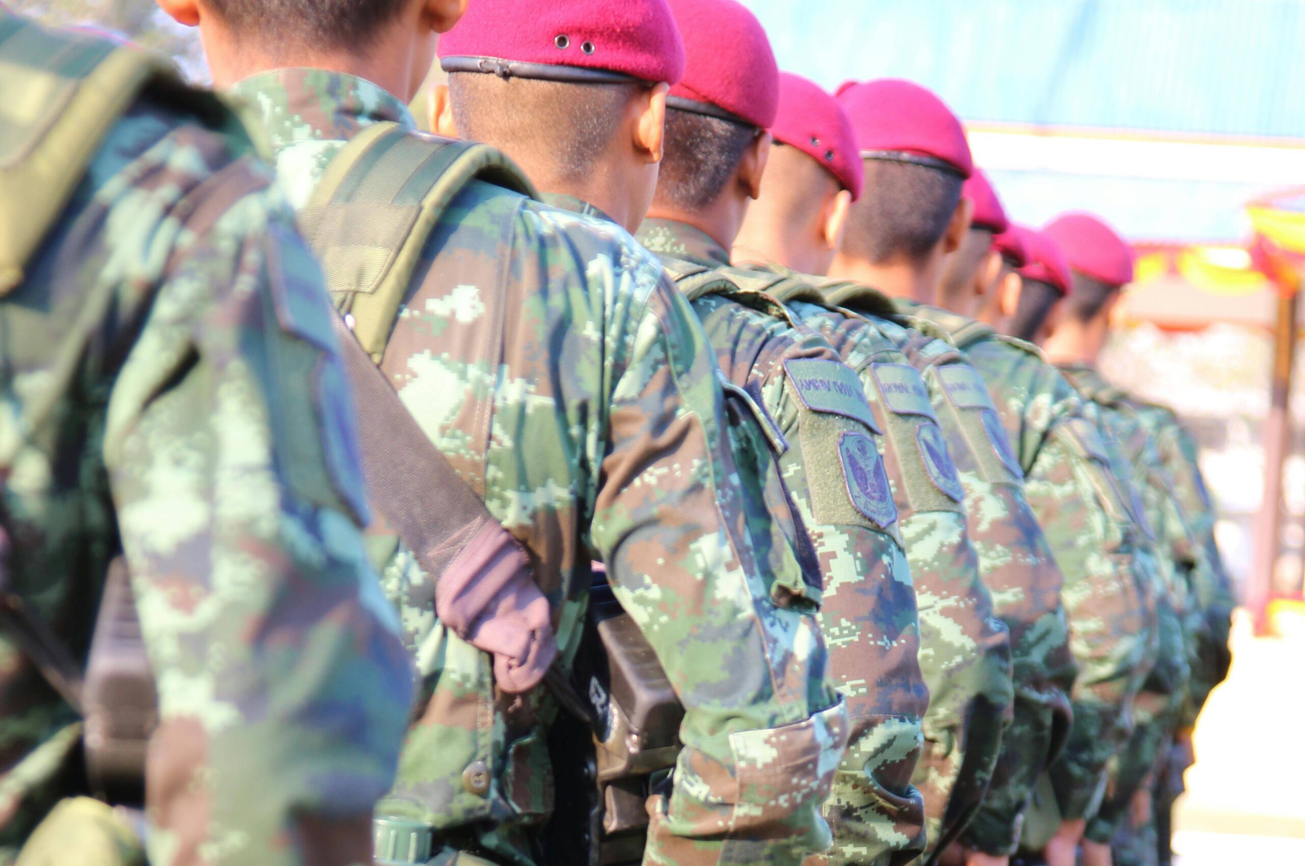 Ευρωπαϊκή άμυνα: Οι αυξανόμενες δαπάνες απειλούν τις οικονομίες και τους πολίτες της Ευρώπης