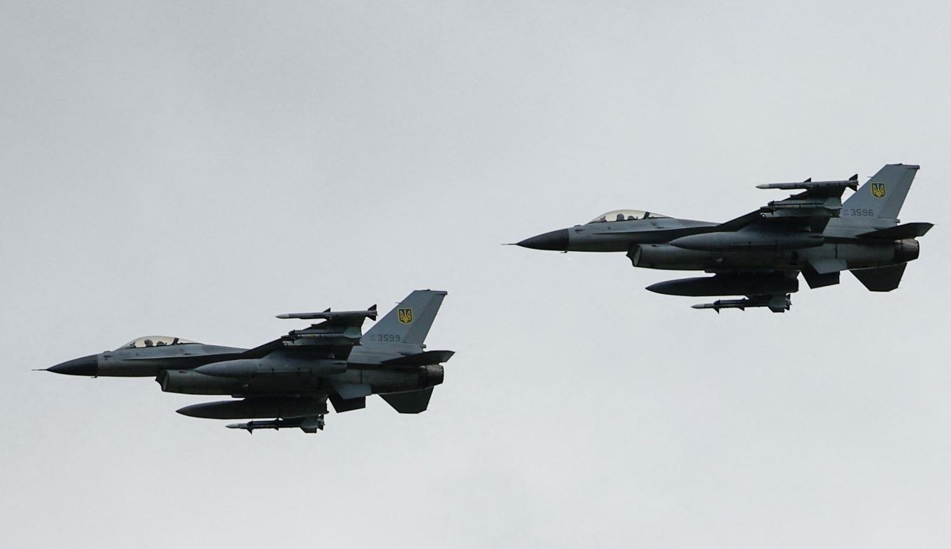 Ουκρανία: Πιλότος F-16 σκοτώθηκε κατά τη διάρκεια ρωσικής επίθεσης – Ζητάει βοήθεια από τις ΗΠΑ ο Ζελένσκι