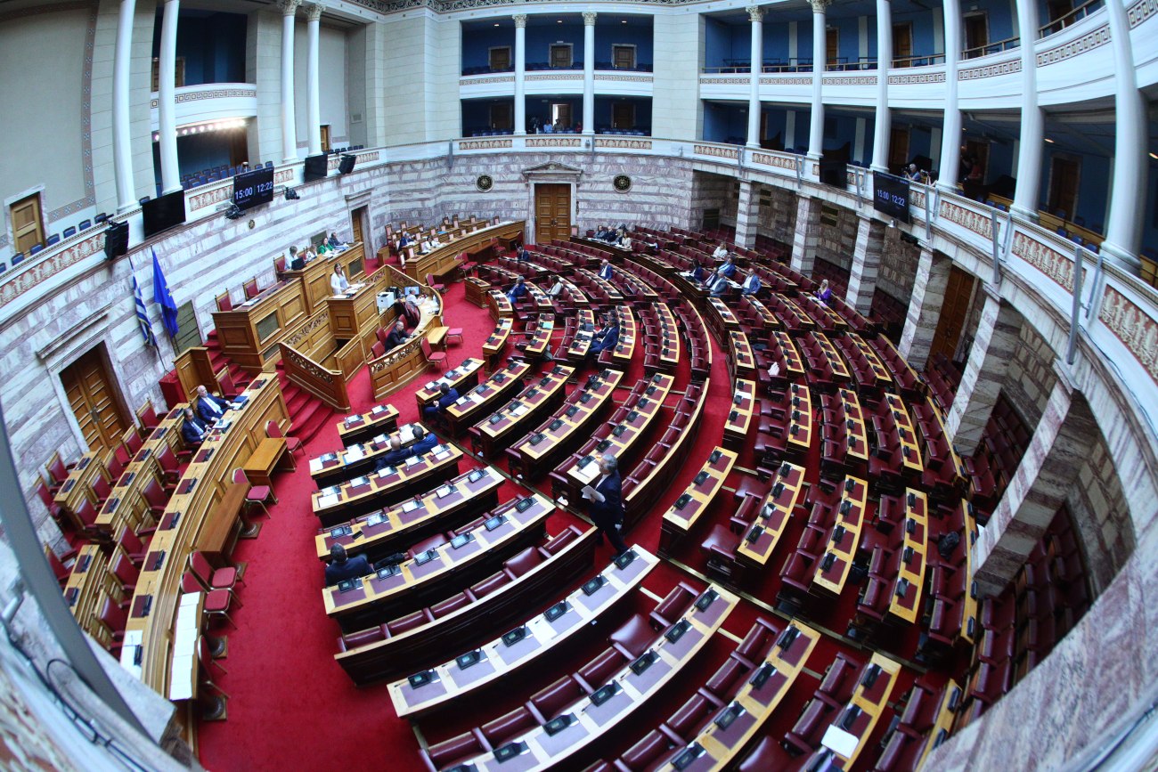 Οι αναταράξεις στη ΝΔ: το σκάνδαλο του ΟΠΕΚΕΠΕ και η πρόκληση της εξεταστικής
