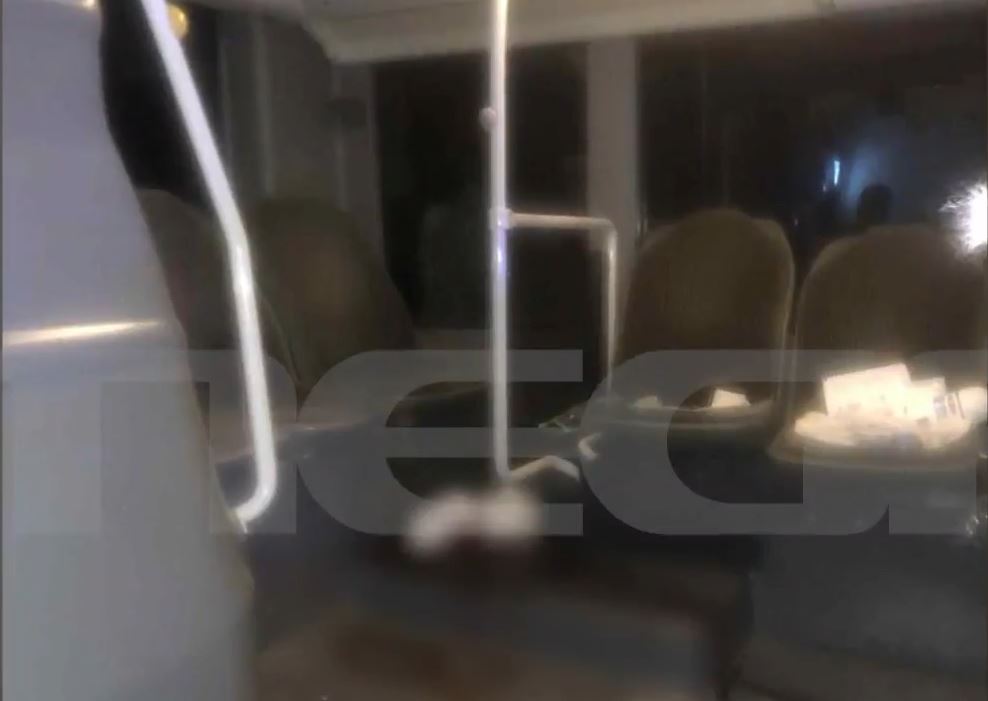 Συγκλονιστική επίθεση σε λεωφορείο: Ο πατέρας του 15χρονου θύματος περιγράφει την αγριότητα