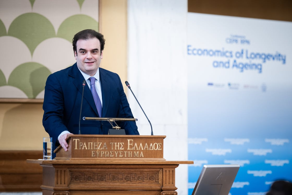 Πιερρακάκης: Η Ελλάδα ηγείται στη νέα εποχή της μακροζωίας – Οι πολιτικές μας επιτρέπουν στους συνταξιούχους να εργάζονται πιο πολλά χρόνια