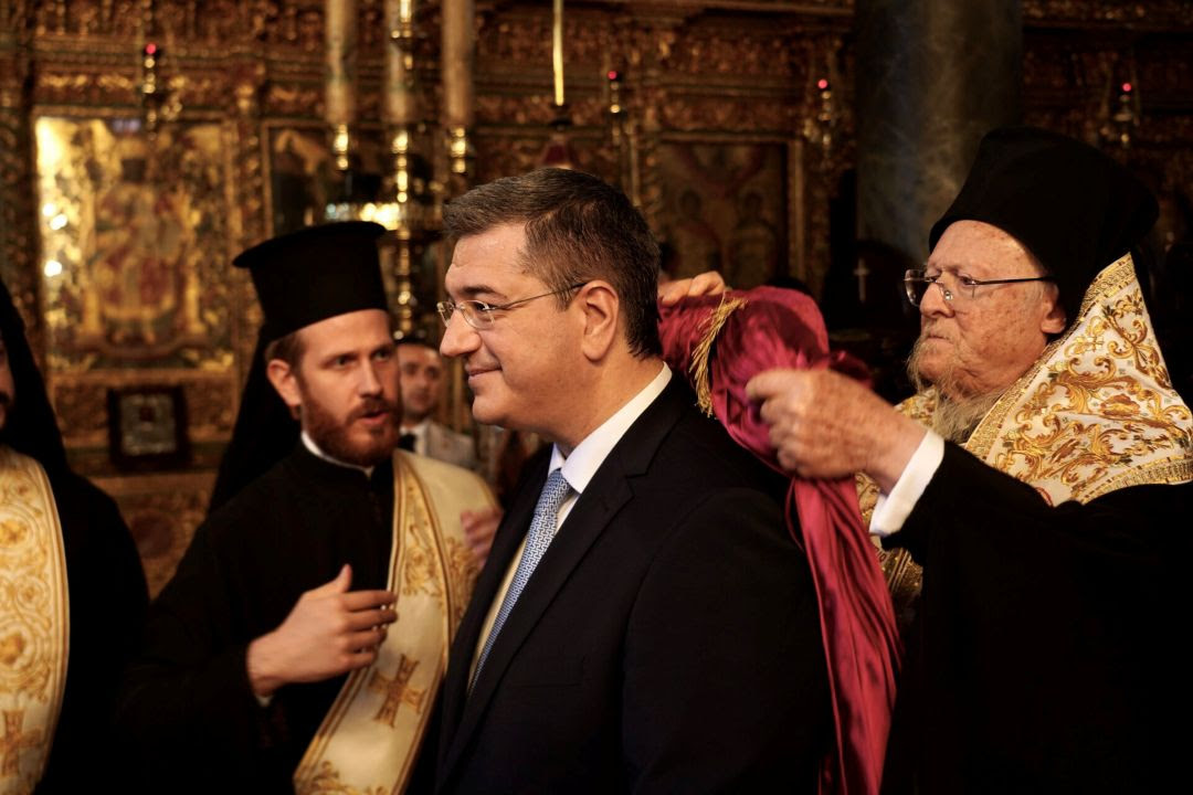 Σε Άρχοντα του Οικουμενικού Πατριαρχείου αναγορεύτηκε ο Απόστολος Τζιτζικώστας, σε ειδική τελετή στο Φανάρι (Εικόνες)