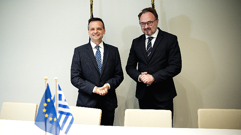 Συνάντηση Δούκα με τον Jørgensen: Προσδοκίες για απτά αποτελέσματα στην κοινωνική στέγαση της Αθήνας