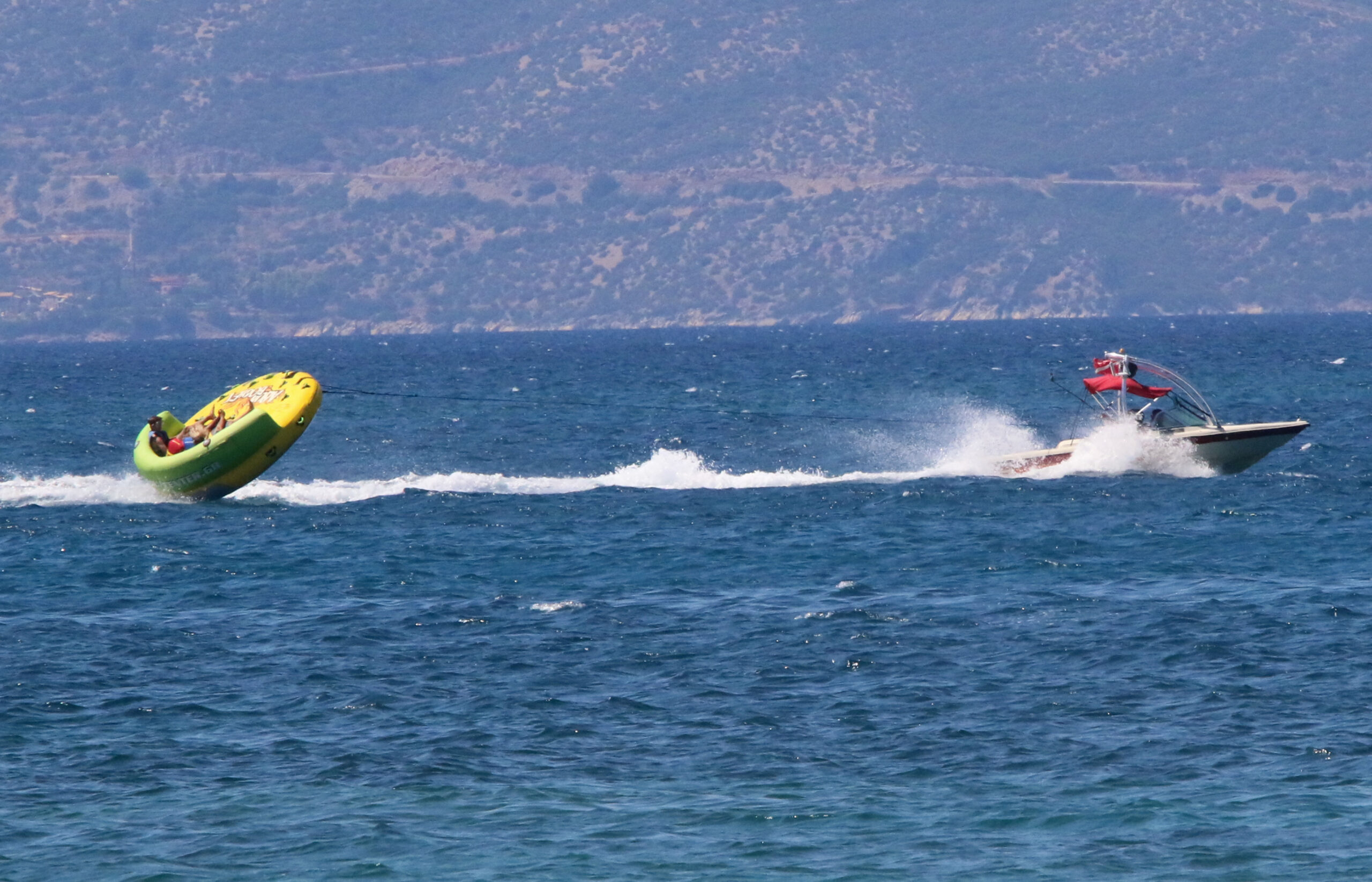 Χαλκιδική: Τραυματίστηκε 16χρονος σε θαλάσσιο παιχνίδι – Συνελήφθη ο ιδιοκτήτης