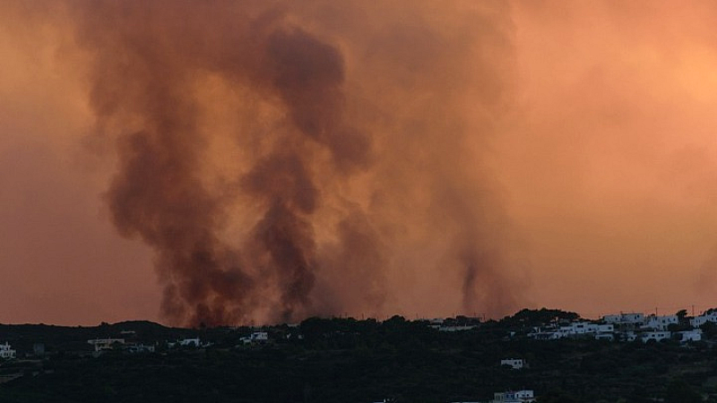 Βελτίωση στην κατάσταση των πυρκαγιών σε πολλές περιοχές
