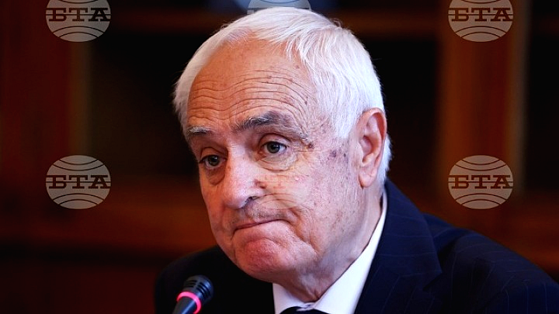 Αισιοδοξία του υπουργού Άμυνας Ζαπριάνοφ για την πρόσληψη 1.000 στρατιωτών στη Βουλγαρία