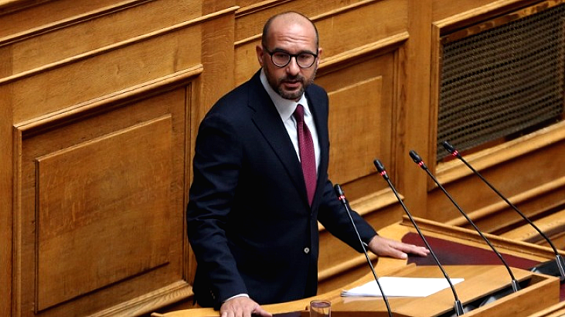 Βουλή: Σφοδρές κατηγορίες κατά ΝΔ για την προανακριτική υπόθεση Καραμανλή