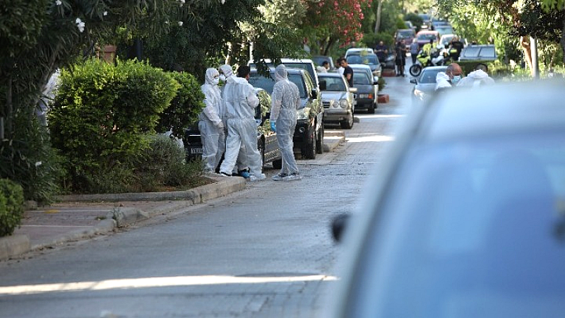 Εκρηκτικός μηχανισμός εντοπίστηκε στην αυλή του σπιτιού δημοσιογράφου στο Νέο Ψυχικό