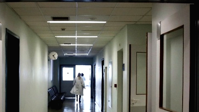 Κατεπείγουσα έρευνα για ποινικές ευθύνες στην ιατροδικαστική υπηρεσία Πατρών