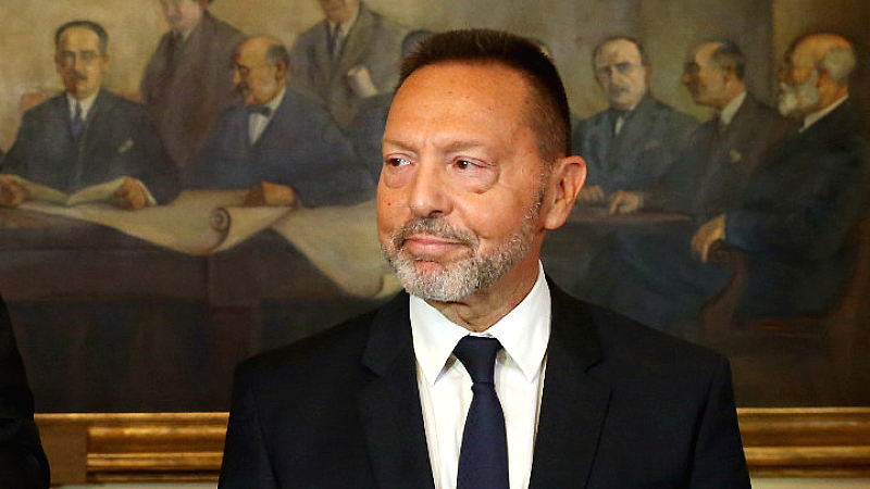 Η Ελλάδα προχωρά στην κάλυψη του επενδυτικού της κενού