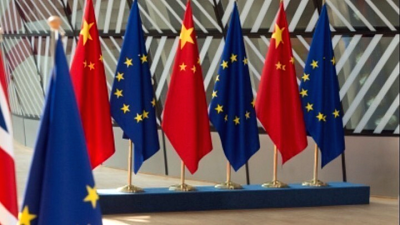 Η Κίνα προτρέπει την Ευρωπαϊκή Ένωση να αποφεύγει τις αντιπαραθέσεις