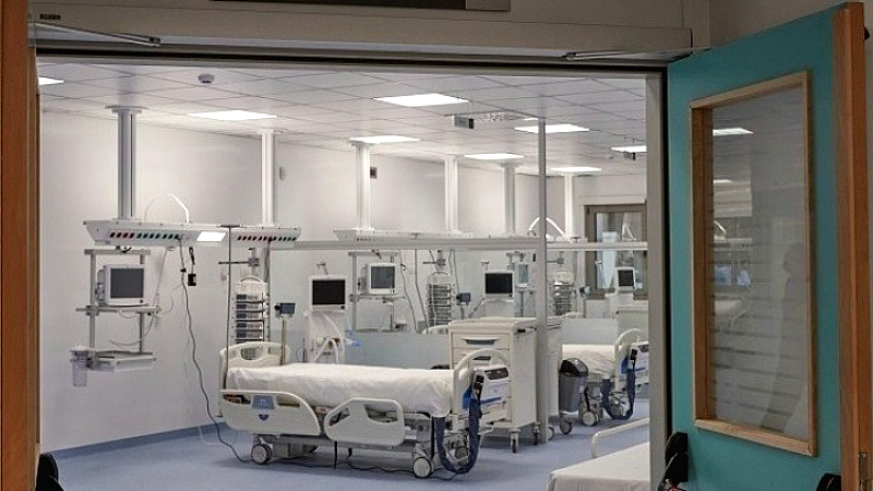 Ιταλία: Εντυπωσιακή κινητοποίηση για τη μεταμόσχευση ήπατος στον 15χρονο Δημήτρη
