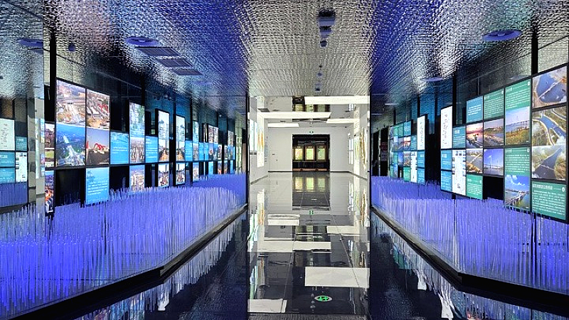 Nanchang: Η Κίνα με 2200 χρόνια ιστορίας, κέντρο LED και VR