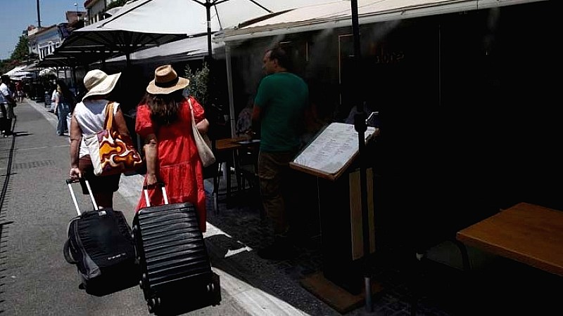Κύμα καύσωνα σε πλήρη εξέλιξη – Αισθητή πτώση της θερμοκρασίας την Πέμπτη
