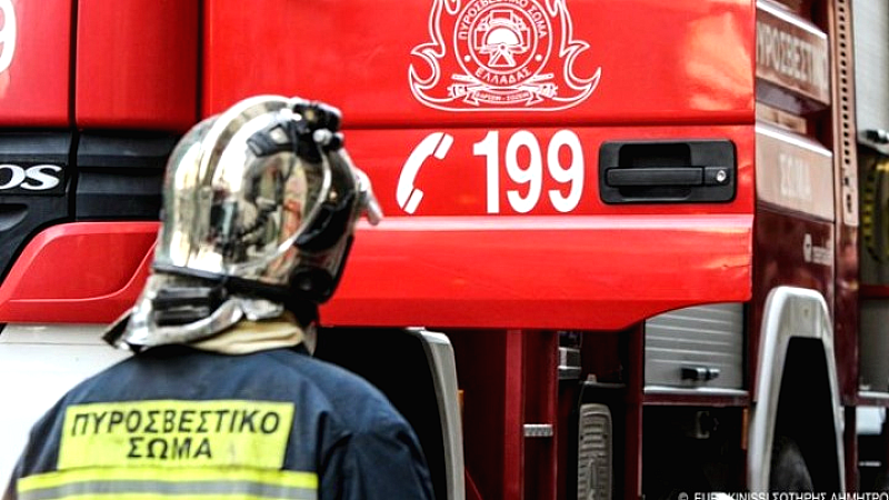 Περιορισμός της αναζωπύρωσης στην πυρκαγιά στα Κύθηρα