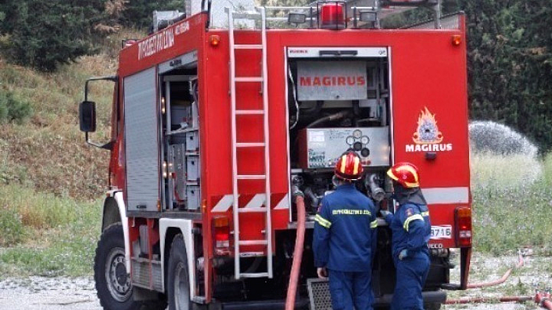 Εκδήλωση πυρκαγιάς σε χαμηλή βλάστηση στις Αχαρνές – Προειδοποίηση μέσω του 112