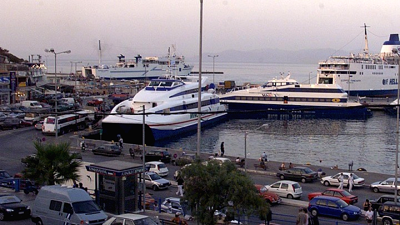 Ραφήνα: Επαναλειτουργία λιμανιού με κανονικά δρομολόγια