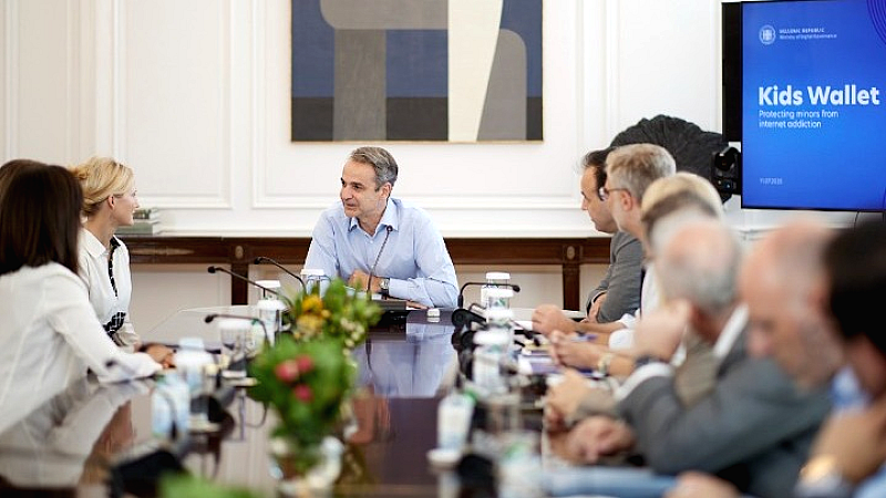 Συνάντηση Κυριάκου Μητσοτάκη με την αντιπρόεδρο της Meta Antigone Davis – Η Ελλάδα σε ηγετική θέση στην προστασία των παιδιών από τον ψηφιακό εθισμό
