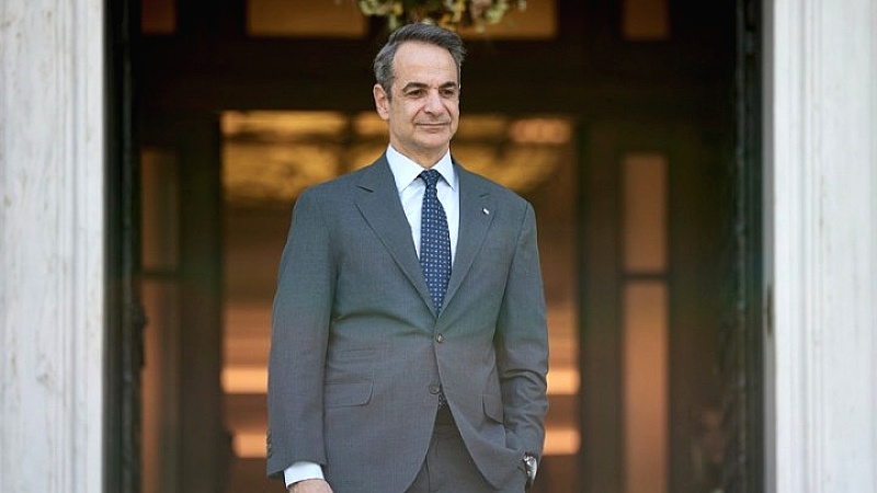 Συνάντηση του πρωθυπουργού με τον Ευρωπαίο Επίτροπο Ενέργειας και Στέγασης στο Μέγαρο Μαξίμου