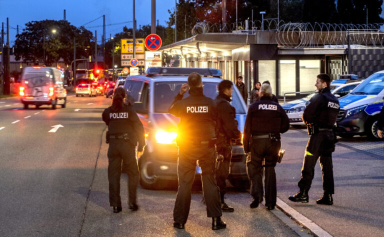 Γερμανία: Ένας νεκρός και τρεις τραυματίες από επίθεση με μαχαίρι σε εταιρία στο Μέλριχστατ