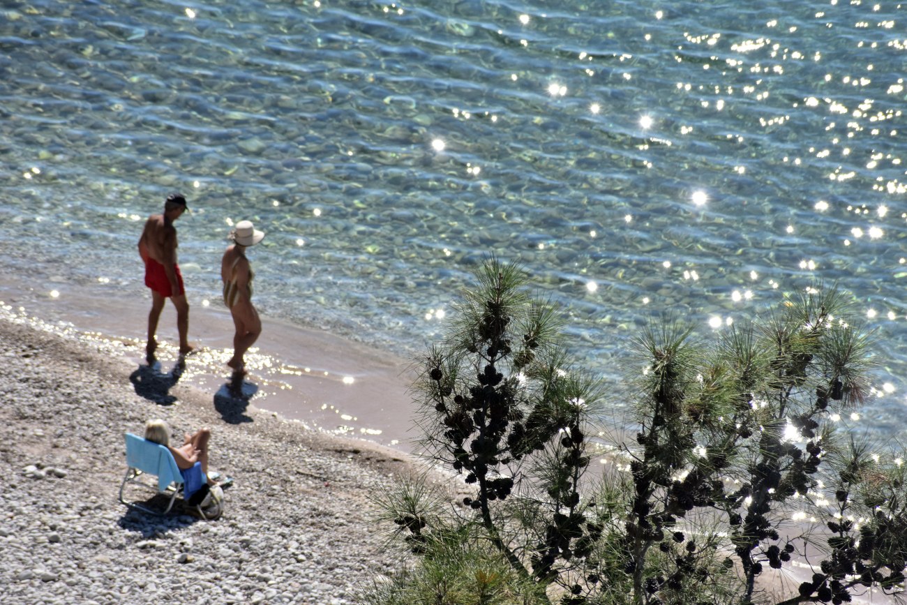 Αίθριος καιρός με τοπικές βροχές και άνοδο της θερμοκρασίας – Πού αναμένονται 38άρια