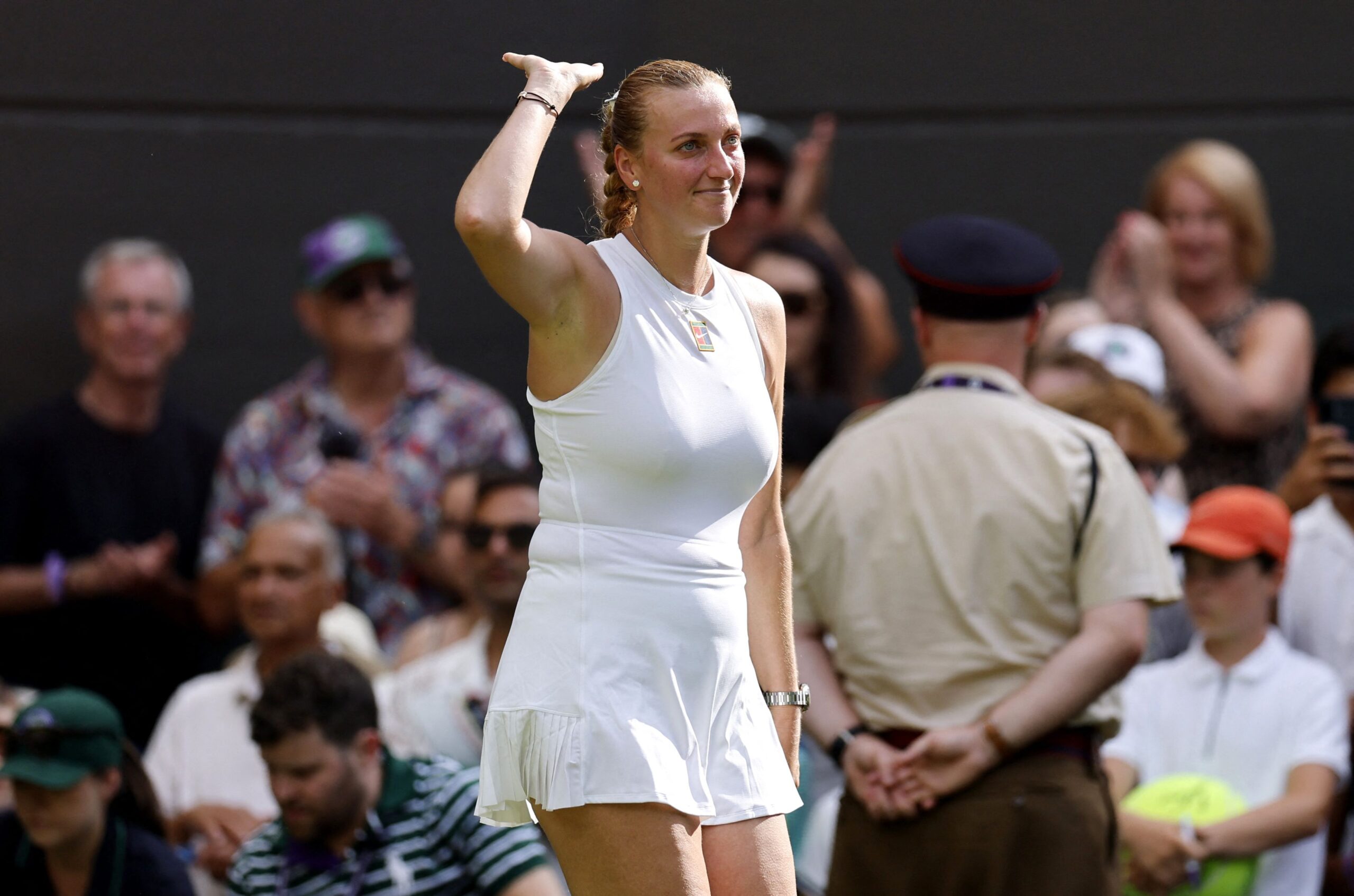 Η Κνίτοβα αποχαιρετά το Wimbledon με μοναδικό τρόπο