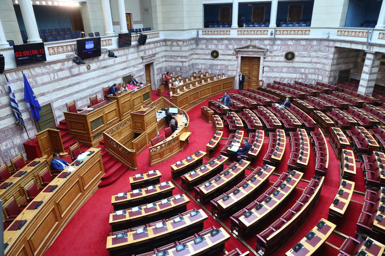 Κατατέθηκε τροπολογία του ΥΠΕΝ για την οριοθέτηση οικισμών με λιγότερους από 2.000 κατοίκους