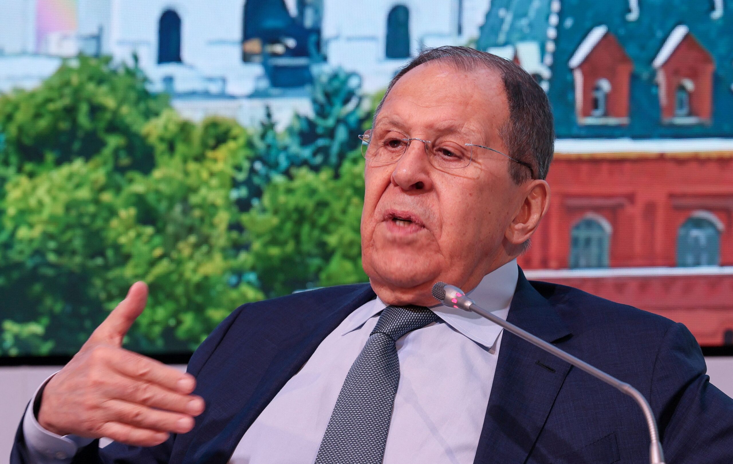 Λαβρόφ: Ελπίδες για θετική σταθερότητα στις σχέσεις Ρωσίας – ΗΠΑ