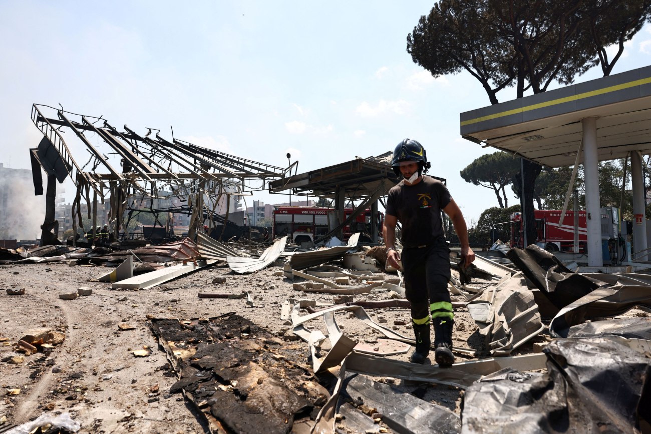 Ιταλία: Μαρτυρίες από τη μεγάλη έκρηξη σε βενζινάδικο στη Ρώμη – 40 οι τραυματίες