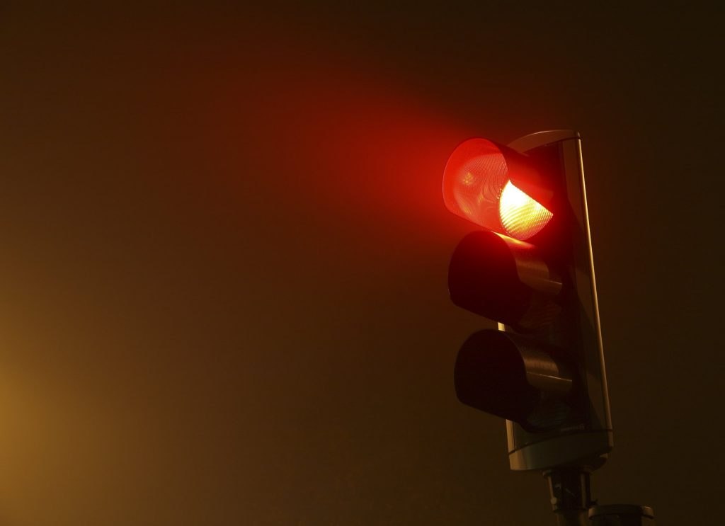 Κέρκυρα: Το φανάρι της υπομονής κρατάει 7 λεπτά