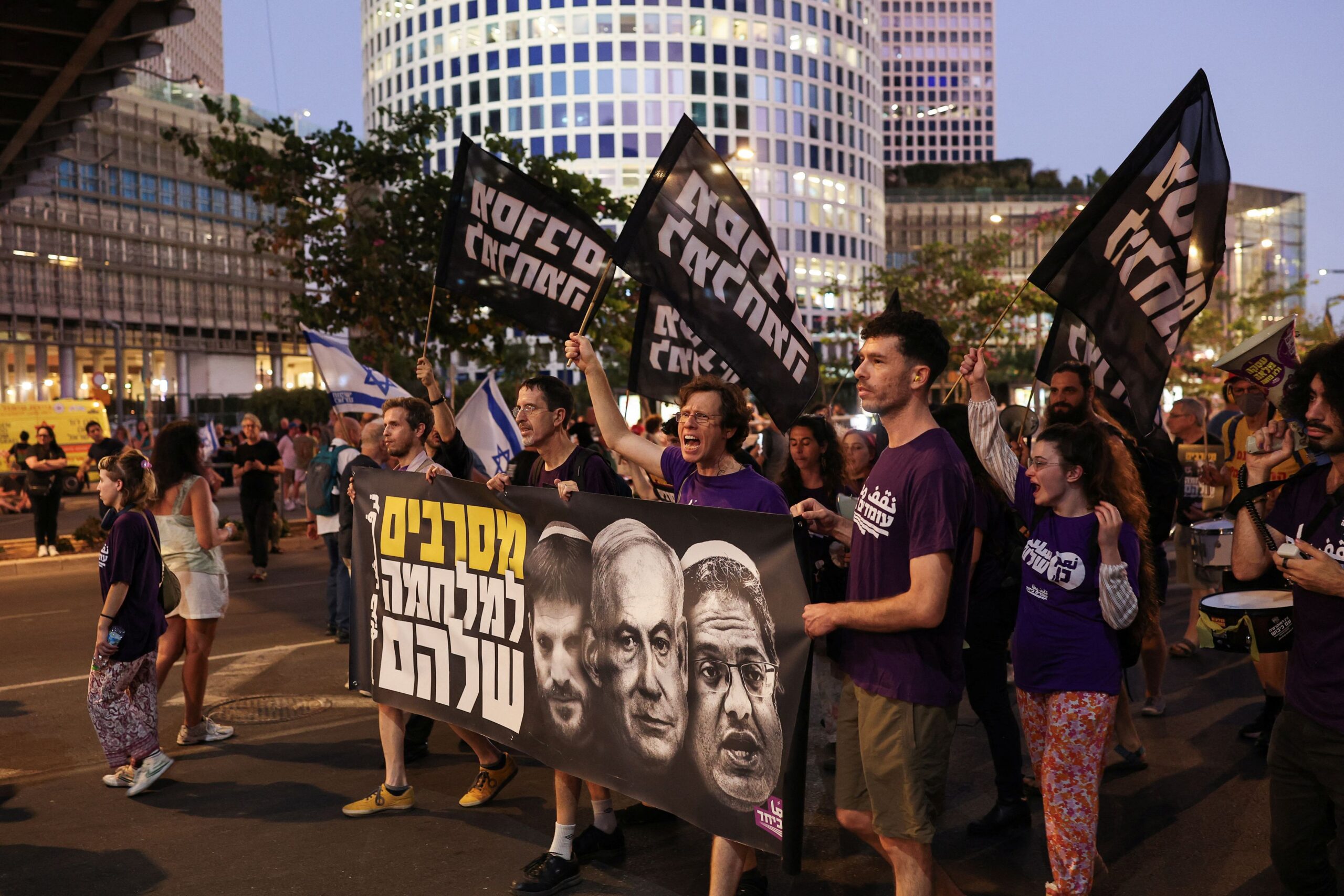 Το Ισραήλ προετοιμάζεται να απαντήσει στην πρόταση κατάπαυσης του πυρός στη Γάζα