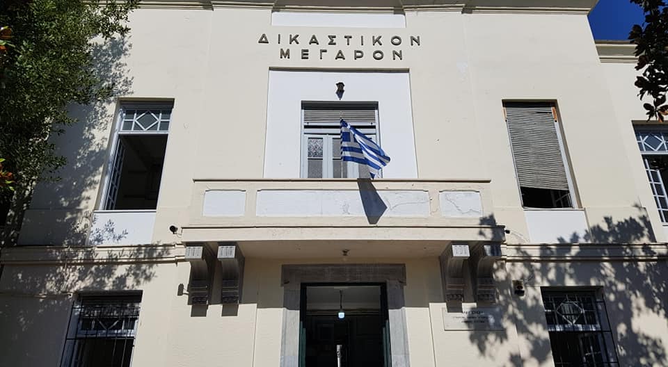 Βόλος: Απαλλαγή του δημοσιογράφου που φερόταν να εκβιάζει τη Ζέττα Μακρή – Η δήλωσή του για τα χρήματα
