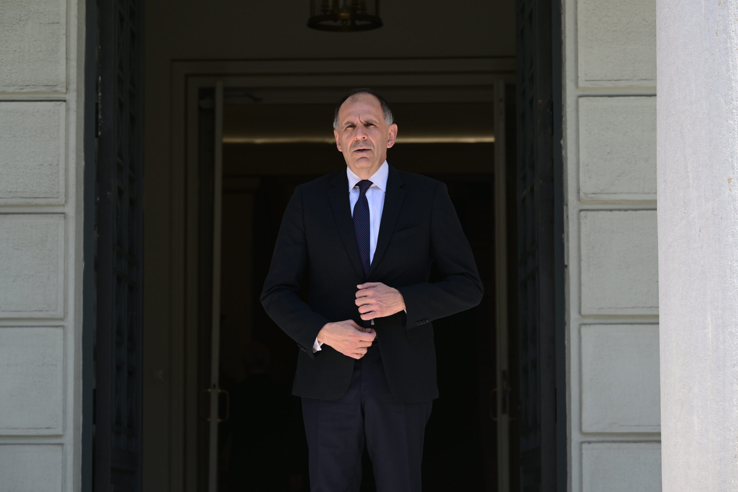 Συνάντηση Γεραπετρίτη με Χαφτάρ στη Βεγγάζη – Σημαντικά θέματα στη συζήτηση