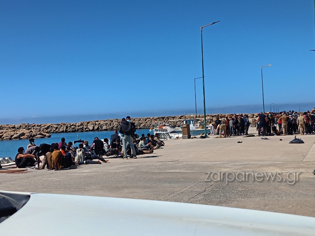 Χανιά: 450 μετανάστες διασώθηκαν σε νέες επιχειρήσεις διάσωσης