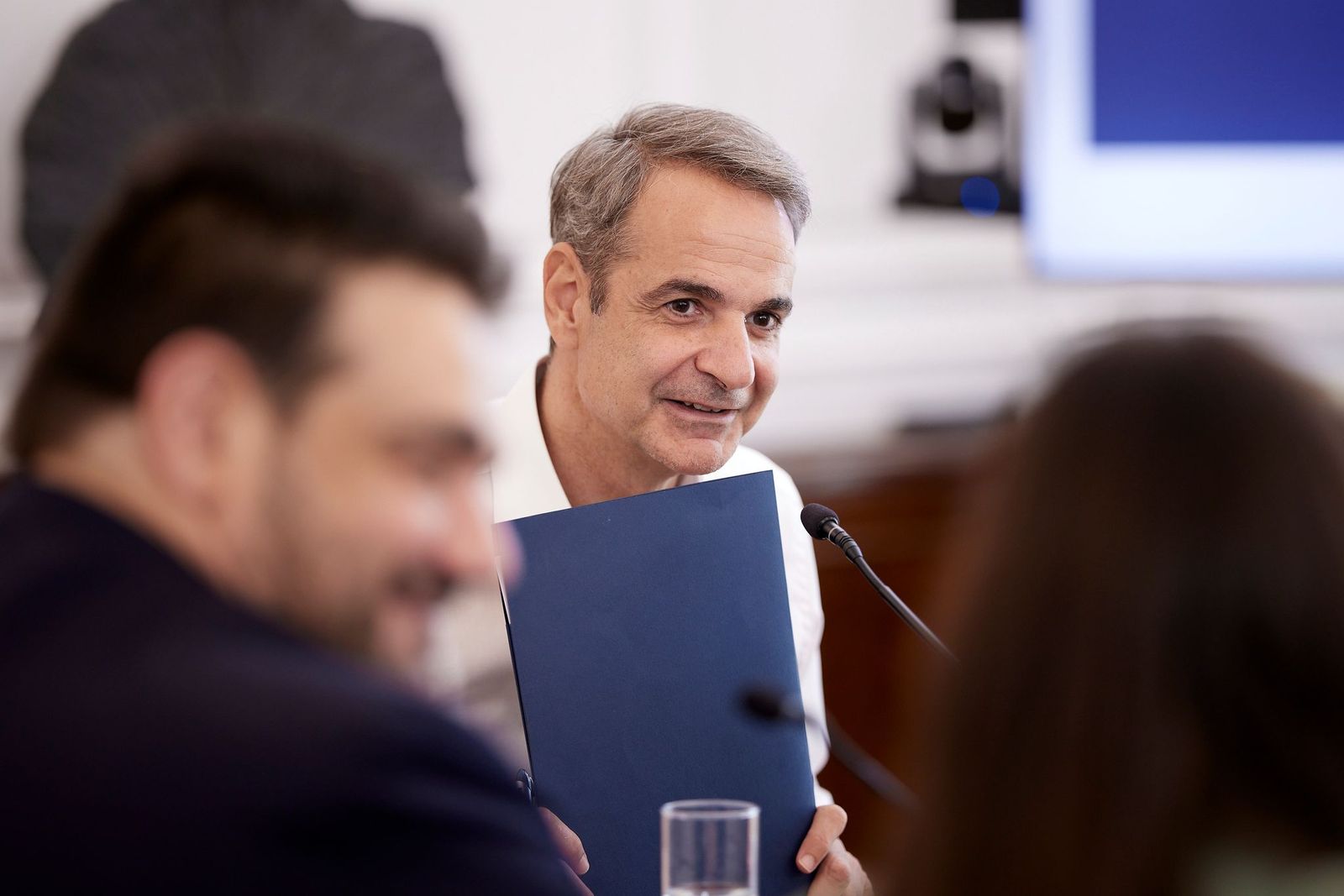 Κυριάκος Μητσοτάκης: Αλλαγή ατζέντας μέσω πειθαρχικής καταστολής κατά των δημοσίων υπαλλήλων