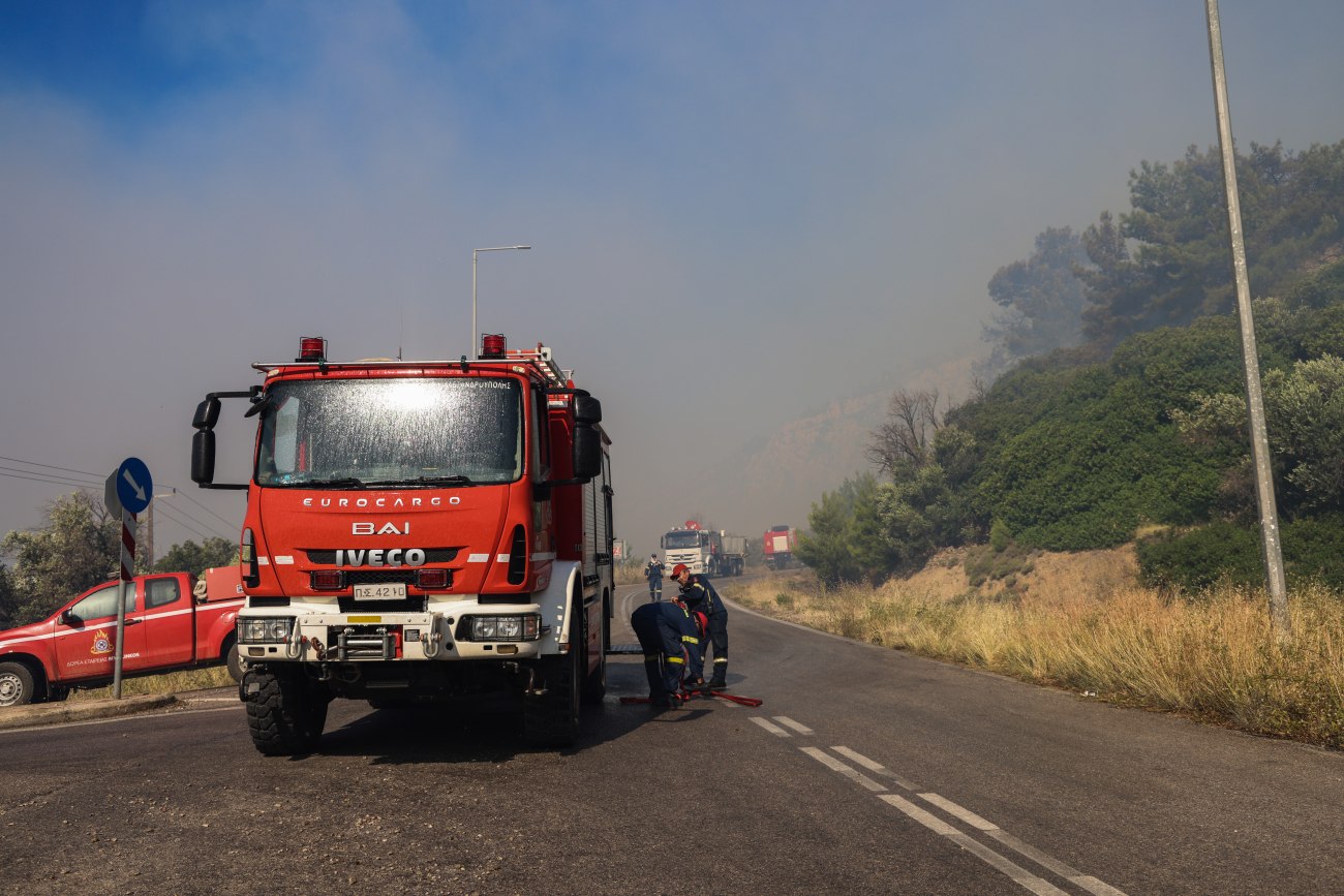 Σε κόκκινο συναγερμό αρκετές περιοχές: Ακραίος κίνδυνος για φωτιά