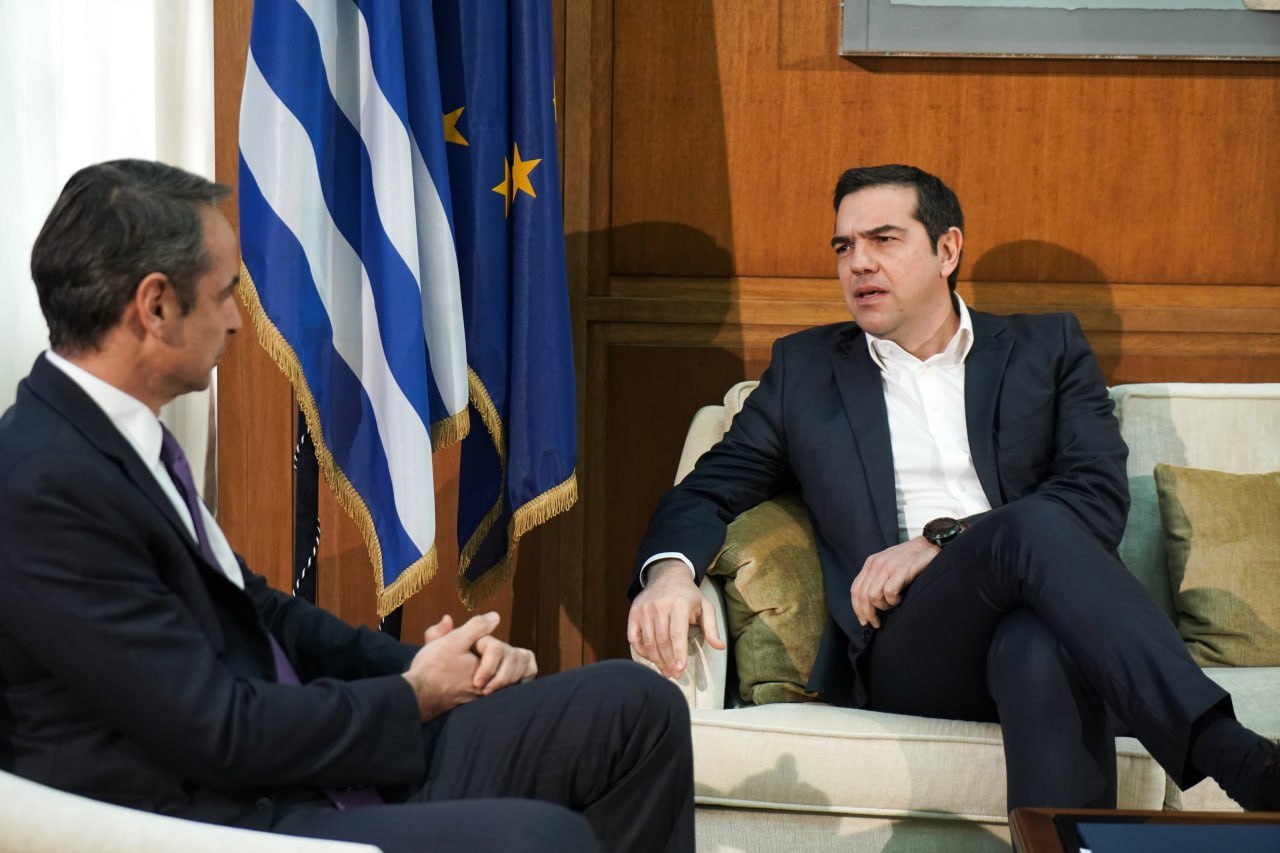 Η σφοδρή κόντρα Μητσοτάκη-Τσίπρα στη Βουλή: Το πολιτικό παιχνίδι στην κορυφή